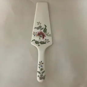 (FB) <€€ Vintage Andrea By Sadek Buckingham 10" Cake Pie Server White Floral Ceramic