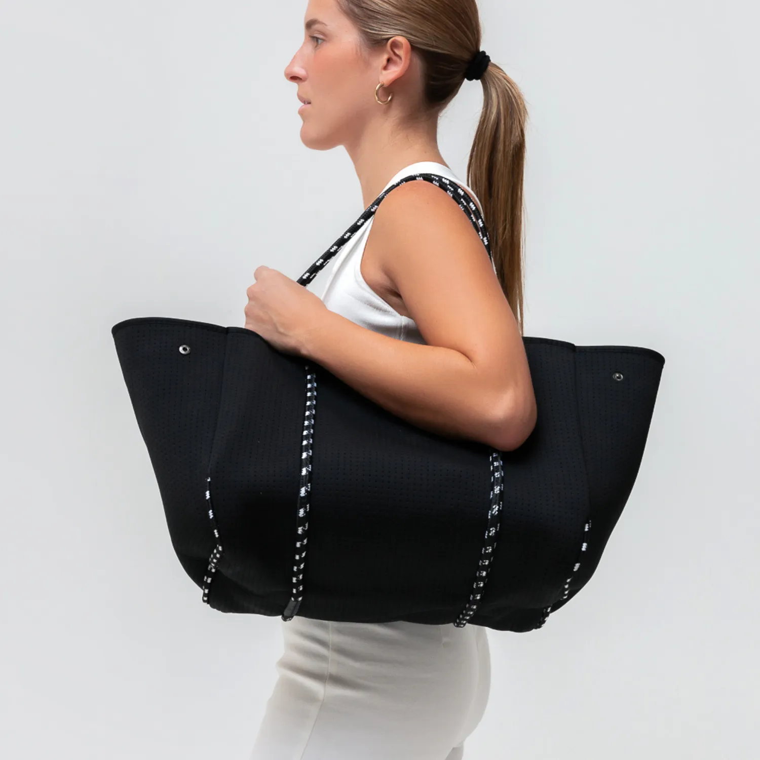 ICON TOTE   EVERYDAY TOTE - BLACK